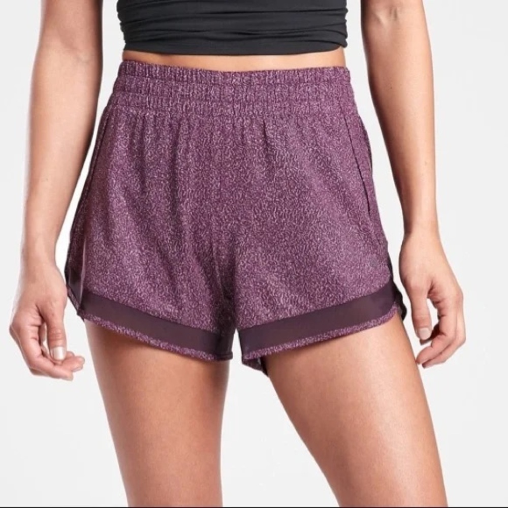 Athleta Mesh Racer Run Shorts 4”